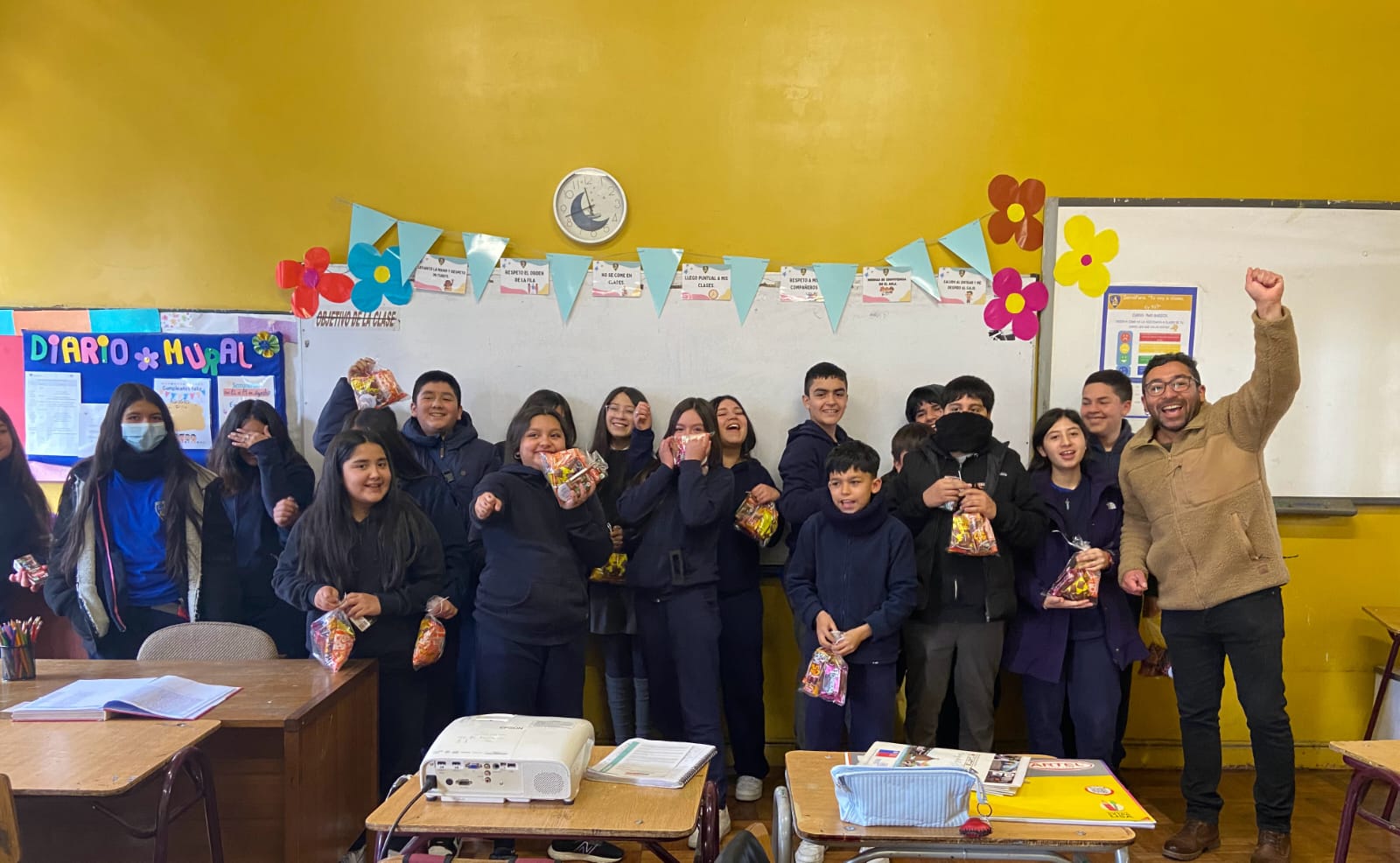 Protagonistas de nuestro entorno llega al liceo
